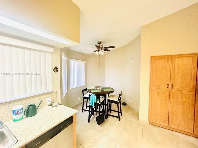 Foto del edificio - 3491 NW 21st St