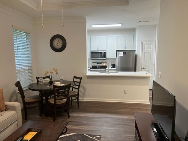 Foto del edificio - 32000 Gardner Dr