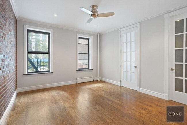 Foto del edificio - 340 E 18th St