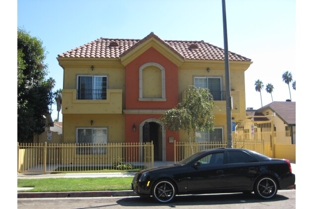 Building Photo - 14728 Sylvan St