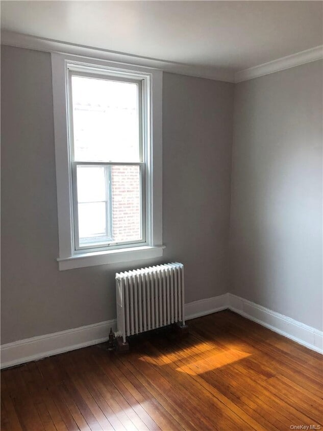 Foto del edificio - 74 Wheeler Ave