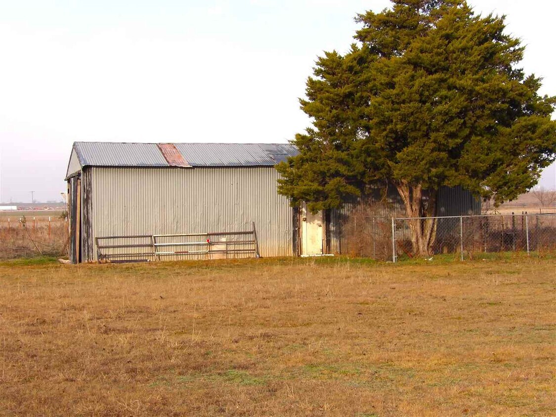 Building Photo - 183203 2570 Rd