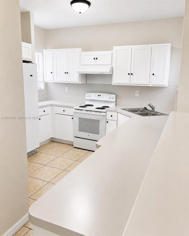 Foto del edificio - 612 SW 11th St