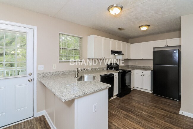 Foto del edificio - 631 Waynes Ct SE