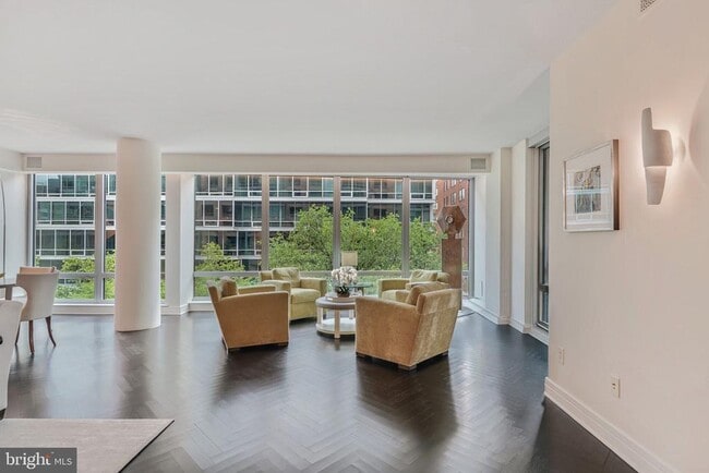 Foto del edificio - 1111 23rd St NW