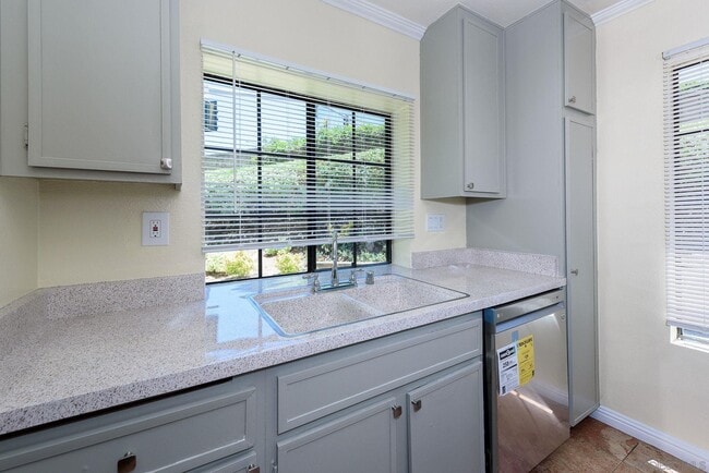 Building Photo - 13294 Wimberly Square