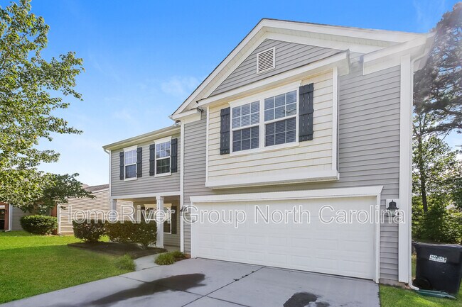 Foto del edificio - 318 Lind Point Ln