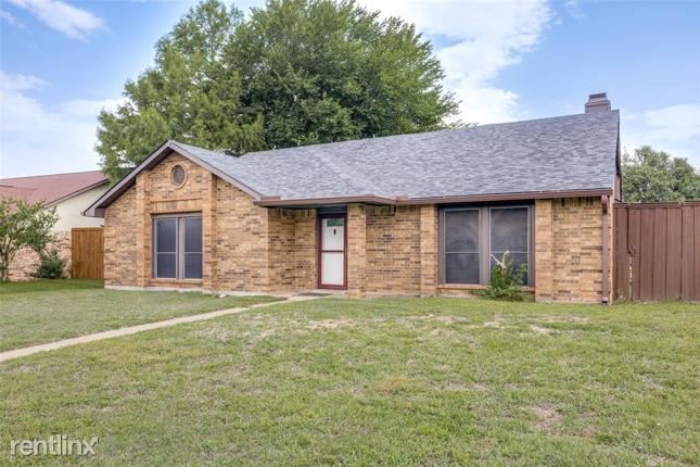 Building Photo - 3 br, 2 bath House - 450 i Everest Drive