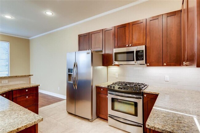 Foto del edificio - 204 Mockingbird Ln