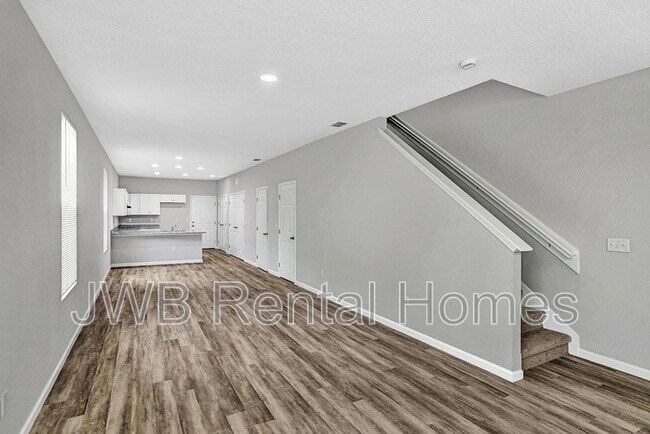 Foto del edificio - 2530 N Davis St
