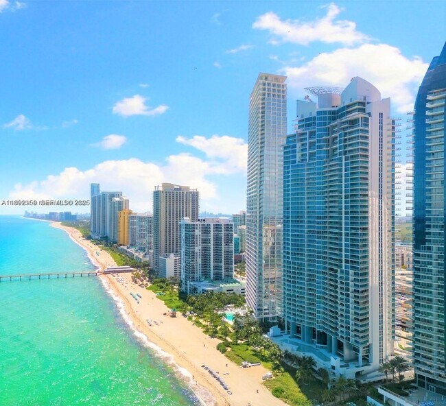 Foto del edificio - 17001 Collins Ave