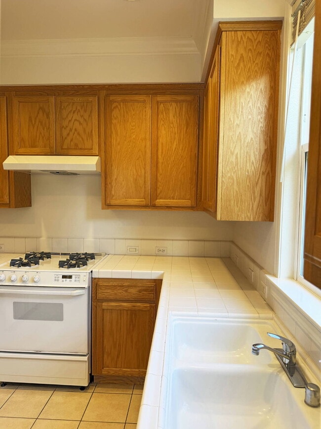 Building Photo - Eastside Sonoma | Single-Level Living Near the Plaza