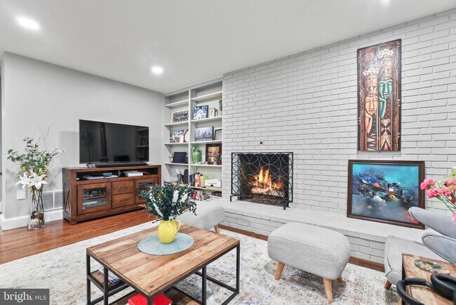 Building Photo - 36 Cameron Ct