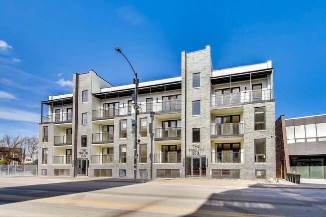Foto del edificio - 5015 N Lincoln Ave
