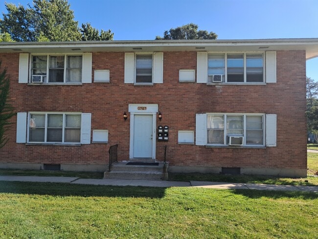 Building Photo - 1727 Lincoln St
