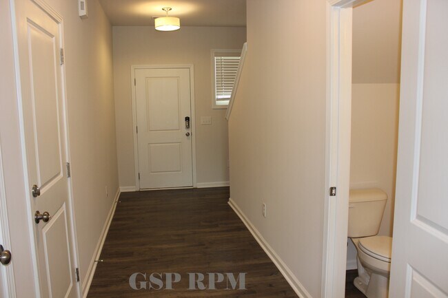 Foto del edificio - 17 Apricot Ln