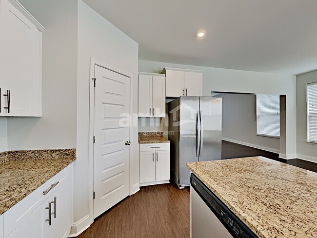 Foto del edificio - 5234 Tupelo St