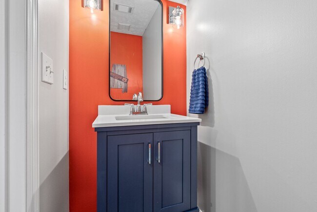 Foto del edificio - Donahue Crossing, Unit 2508