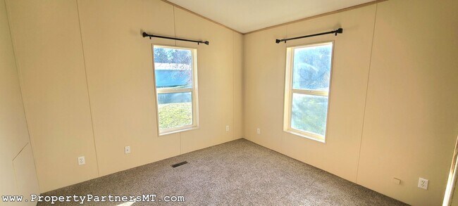 Foto del edificio - *** Just remodeled!! *** 3 Bed 2 Bath Modu...