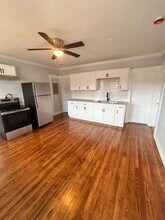 Building Photo - 67 Fairlawn Ave