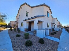 Building Photo - 846 Star Estates Ave