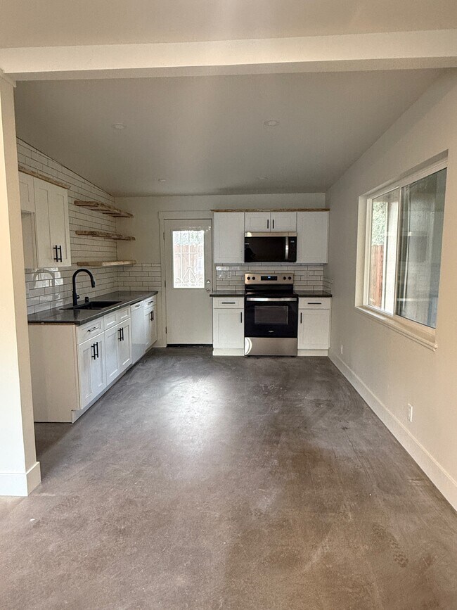 Foto del edificio - 2829 Manor Dr