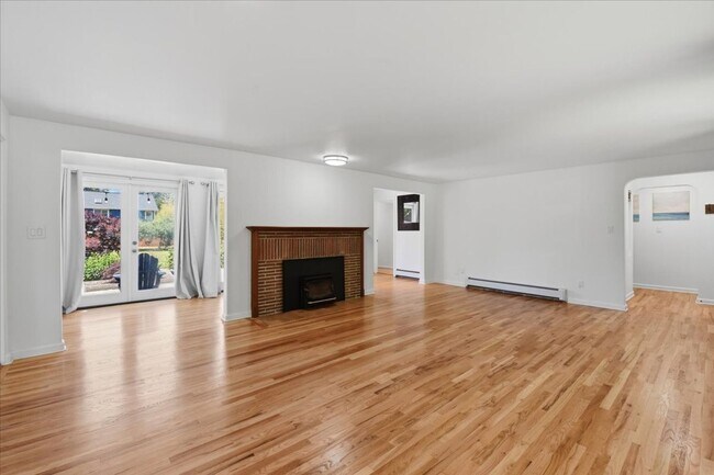 Foto del edificio - 3bd/1.75ba Shoreline Home