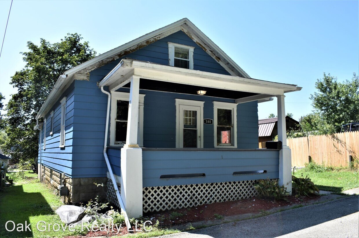 Primary Photo - 3 br, 1 bath House - 380 McClure Ave