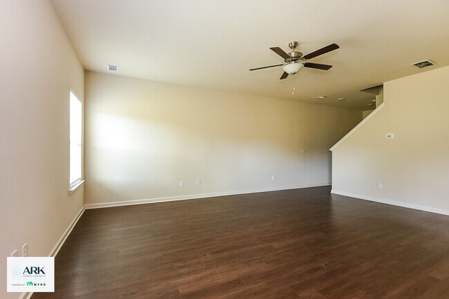 Foto del edificio - 153 Innis Brk Cir SW