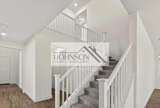 Foto del edificio - 6640 Silverleaf Ct
