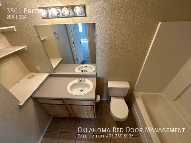 Building Photo - 3501 Brittany Ct