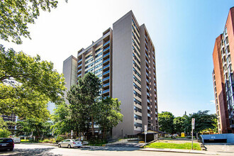 Building Photo - Robinson Place Apartments