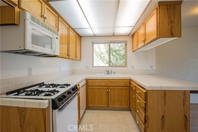 Building Photo - 227 W Escalones