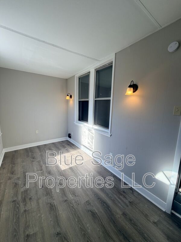 Foto del edificio - 425 Pusey Ave