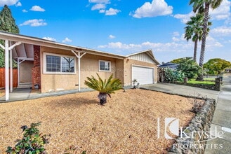 Building Photo - 126 Violet Dr