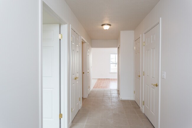 Foto del edificio - 50 Silverlight Wy