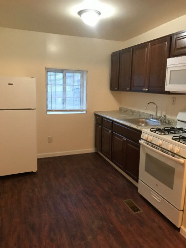 Foto del edificio - 5145 Cypress St