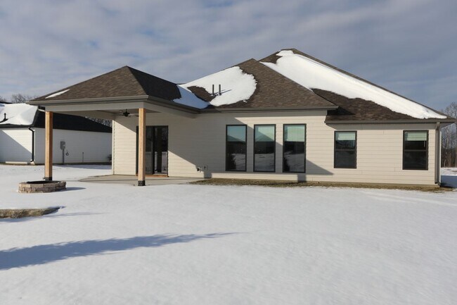 Building Photo - 4404 Kingston Heath Dr