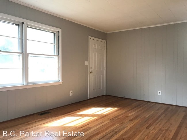 Building Photo - 2 br, 1 bath House - 421 Smith St