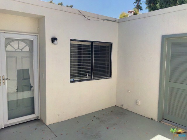Building Photo - 1004 St Lucia Cir
