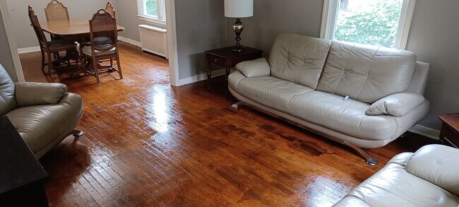 Vivir en el comedor - 50 Orton Ave