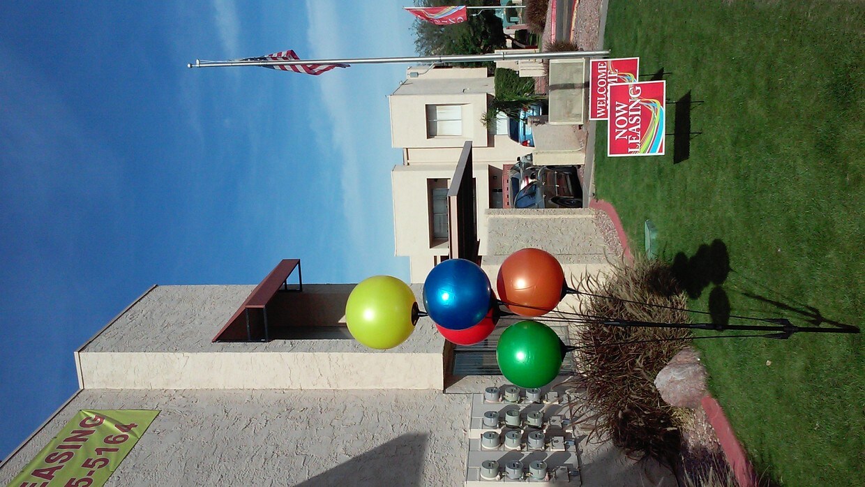Primary Photo - 2020 N 32nd St
