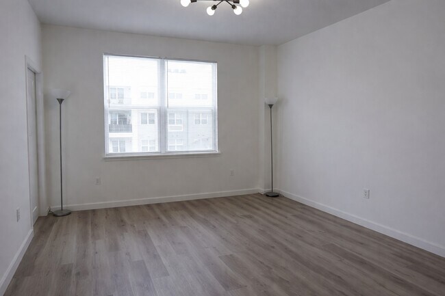 Foto del edificio - 1210 Southstation Pl