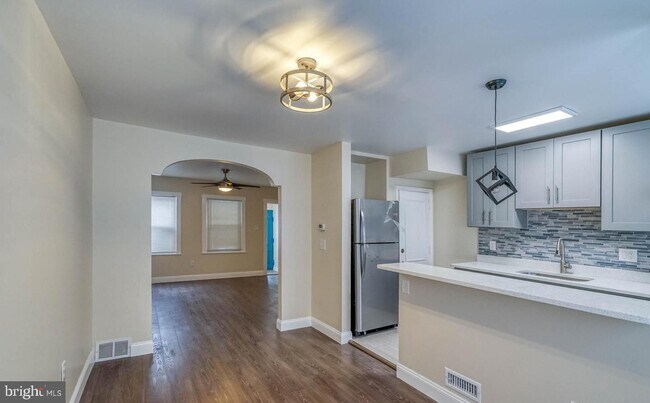 Foto del edificio - 2723 S Darien St
