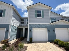 Building Photo - 427 Brandon Lks Dr