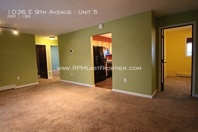 Foto del edificio - Top-floor luxury apartment in downtown!