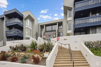 Building Photo - 350 Paseo De Playa