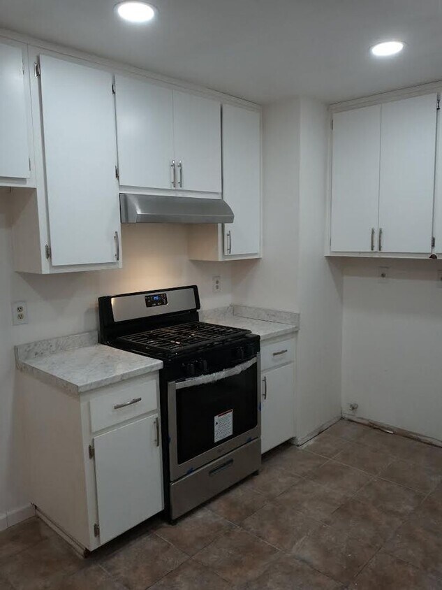 Primary Photo - Newly remodeled duplex!