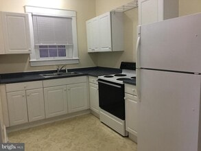 Building Photo - 208 W Boscawen St