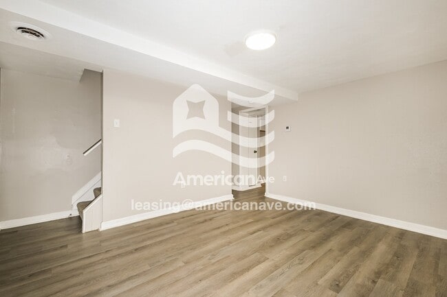 Building Photo - 307 Lafferty St